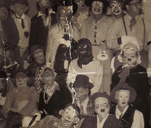 58 Vintage Halloween Group Photo